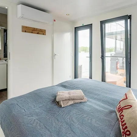 Botel Hausboot Achat Zehdenick